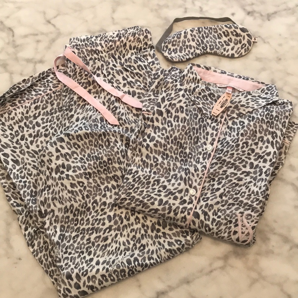 Victoria’s Secret pajama set!